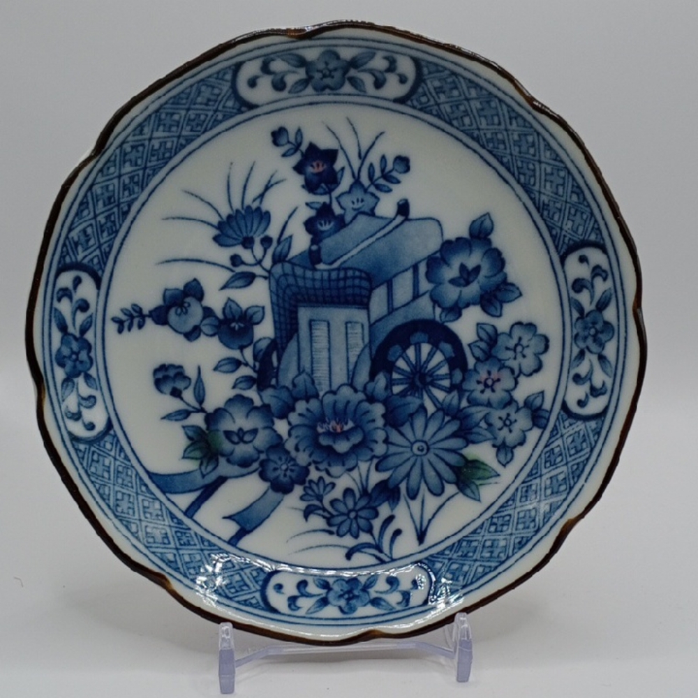 Blue Floral Decorative Plate